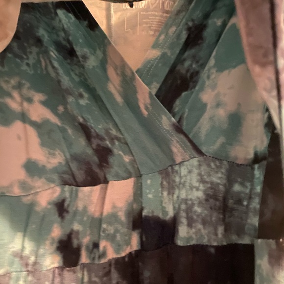 NWT Latched Mama Dress with Nursing Access - Picture 3 of 4